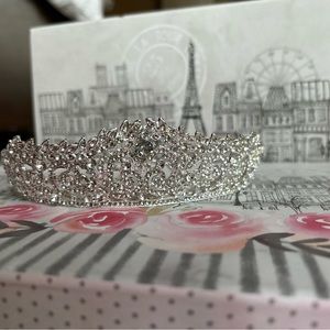 Crystal silver tiara - wedding prom bridal accessory